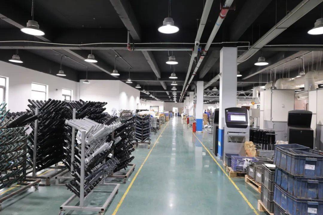 喜迎新址！利城減震新工廠落成投產(chǎn)，開啟技術(shù)創(chuàng)新與服務(wù)升級新篇章