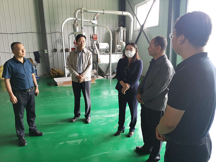 科技賦能，服務(wù)下沉——?jiǎng)Ⅺ愓{(diào)研長命村社區(qū)工廠與電商服務(wù)站運(yùn)營紀(jì)實(shí)